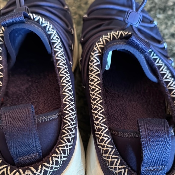 UGG CA78 Tazman slippers Shoes EauC 9.5 - Picture 13 of 16